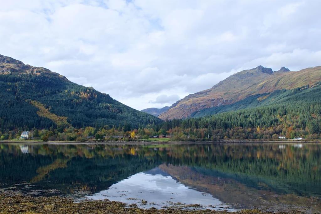 Rossmay House - 4 Bedroom Scottish Villa With Waterfront / Mountain Views アローチャー エクステリア 写真