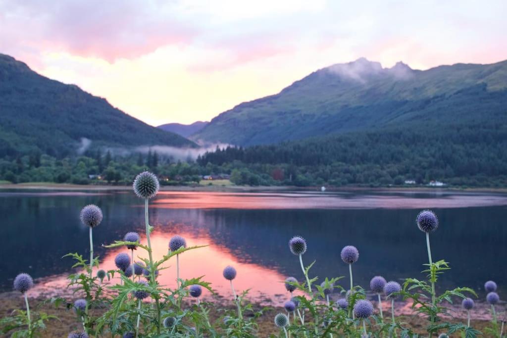 Rossmay House - 4 Bedroom Scottish Villa With Waterfront / Mountain Views アローチャー エクステリア 写真