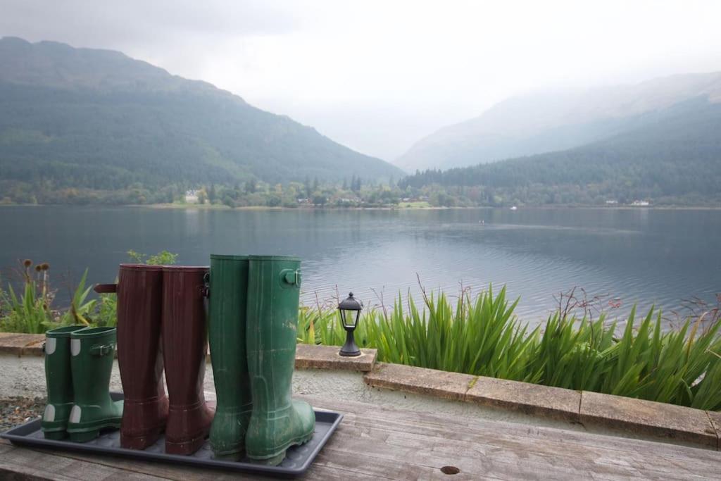 Rossmay House - 4 Bedroom Scottish Villa With Waterfront / Mountain Views アローチャー エクステリア 写真