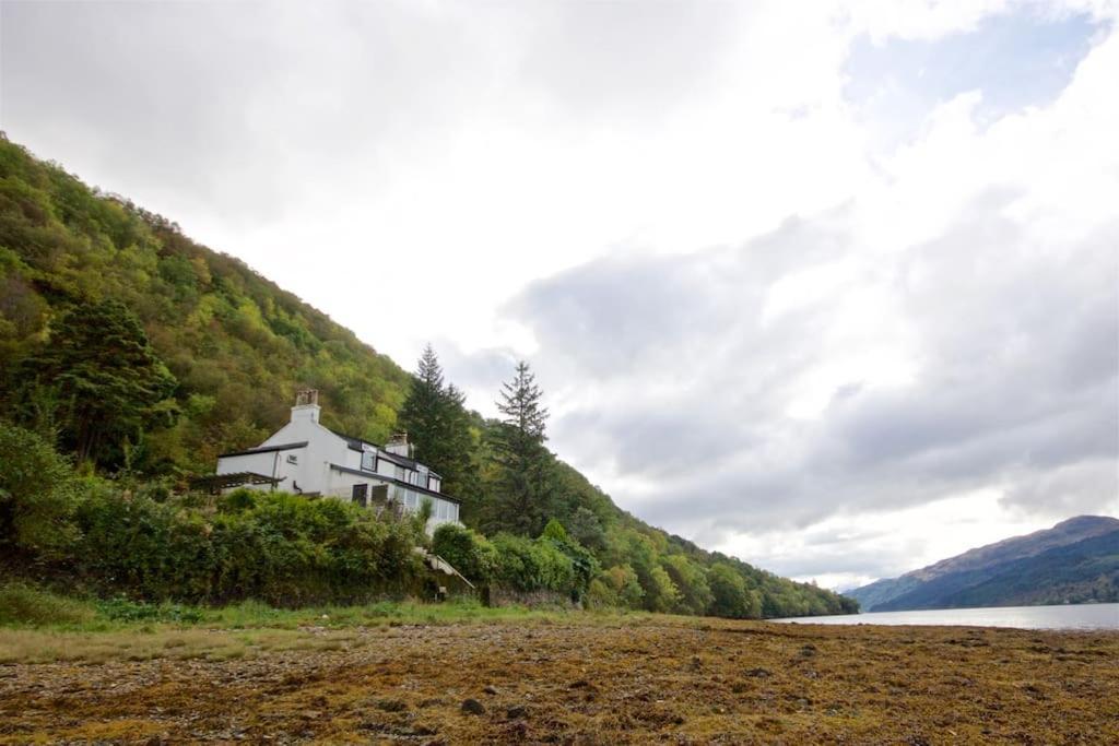 Rossmay House - 4 Bedroom Scottish Villa With Waterfront / Mountain Views アローチャー エクステリア 写真